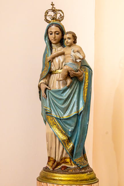 Hallie Marie Releases Moving New Single “Mary”