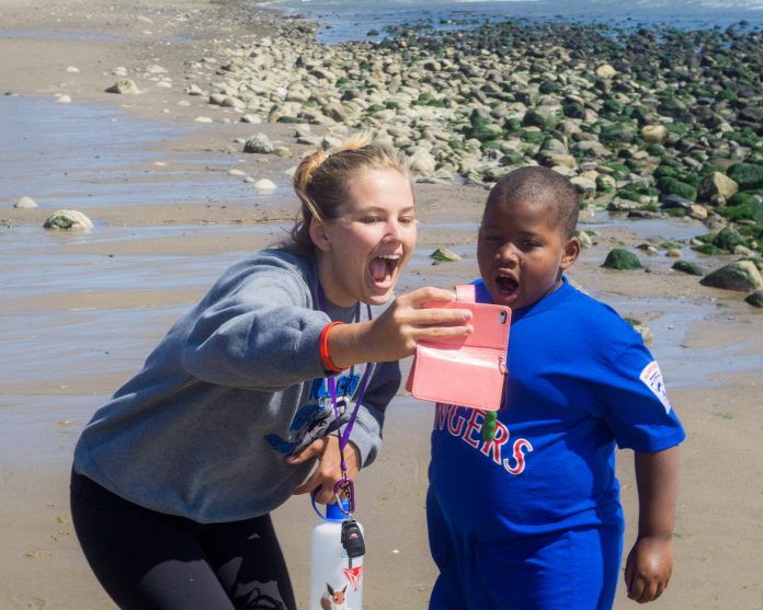 Snapchat Forms Separate Business for AR Specs