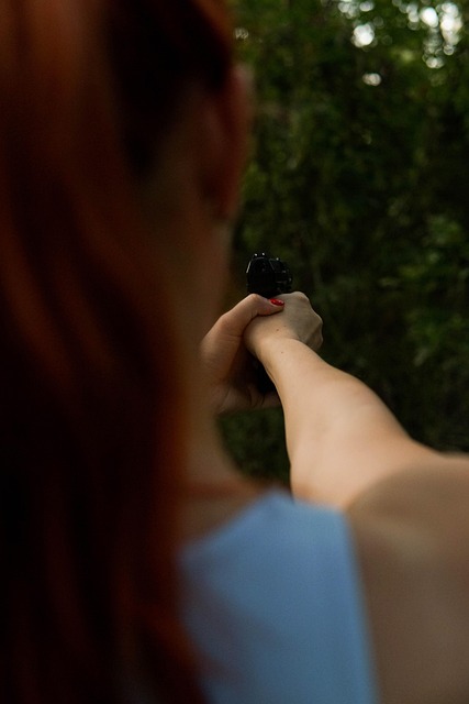 Here’s our first look at Sophie Turner’s Lara Croft and her dual pistols on set of Tomb Raider